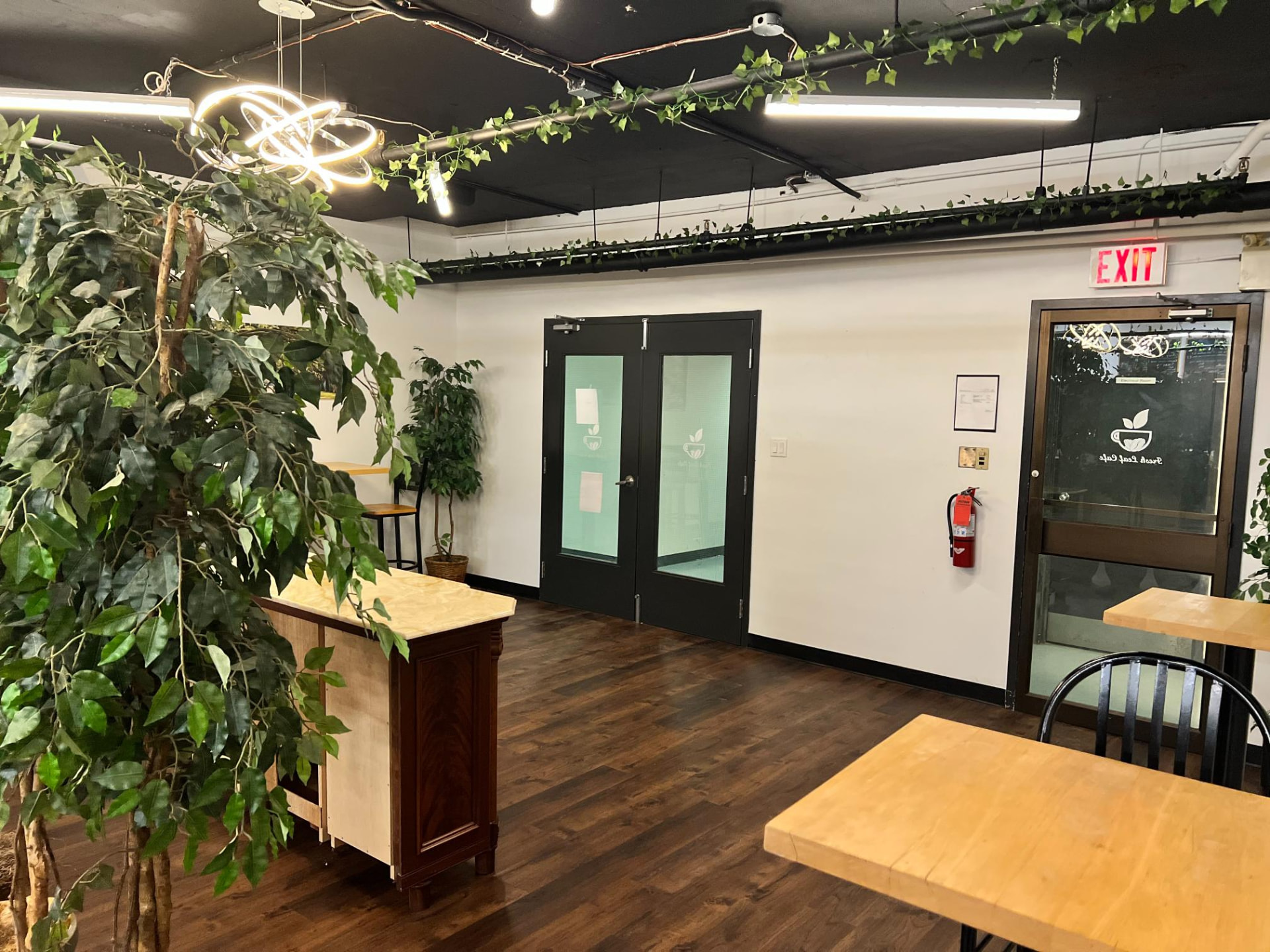 Venue entrance and flexible reception area